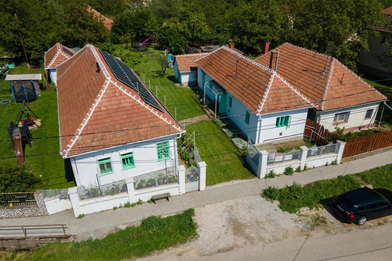 Matyoroza Vendeghaz Apartment Tard Exterior photo